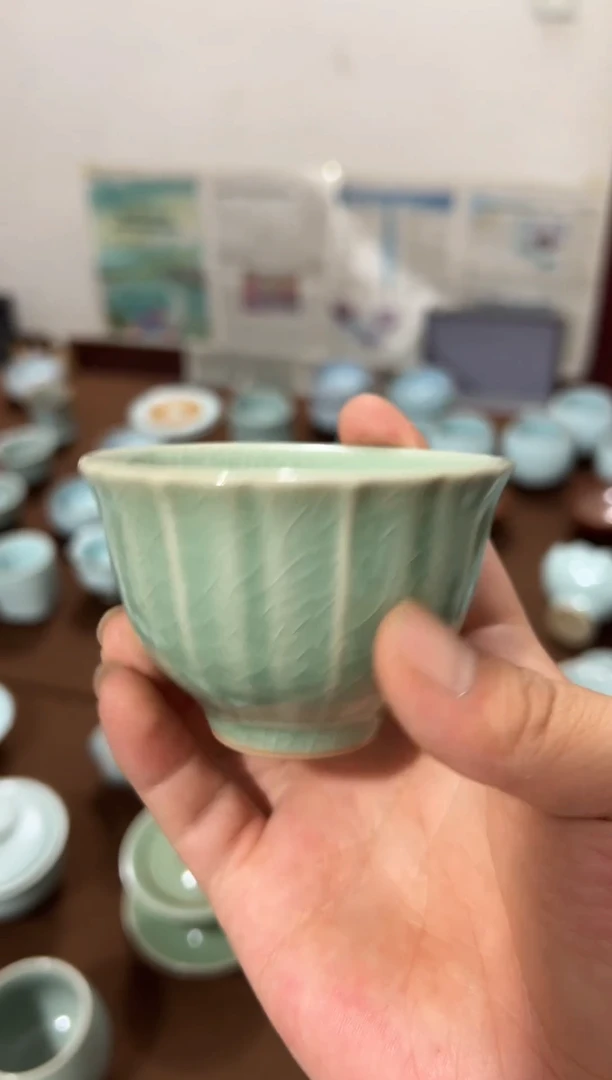 一级仿古原矿青绿釉八棱杯