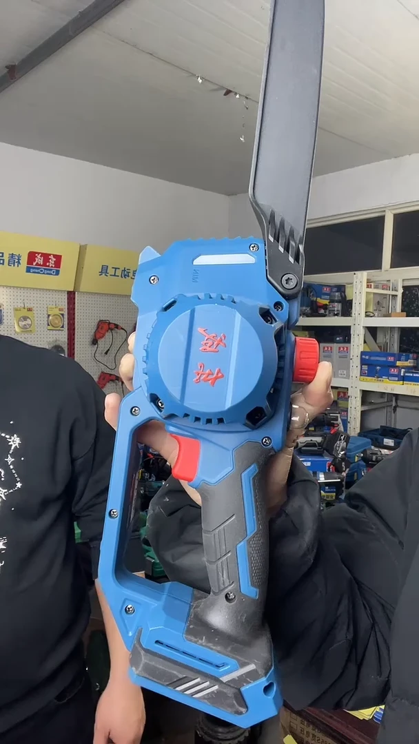 东成锂电锯20081两电一充