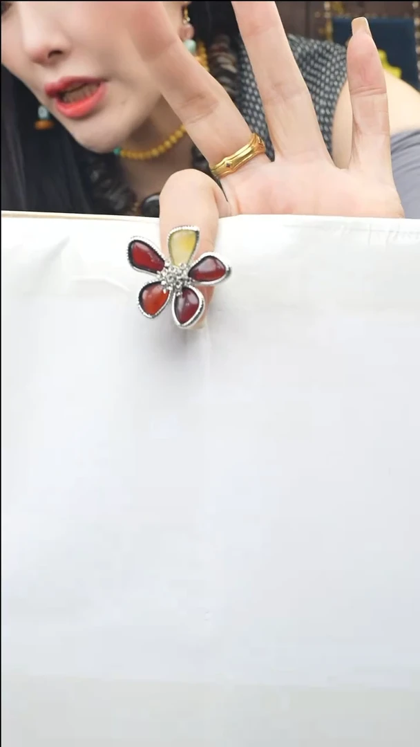 未镶嵌琥珀戒指多样性发一