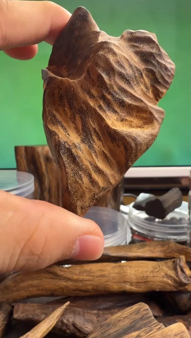 沉香手把件多样性发一