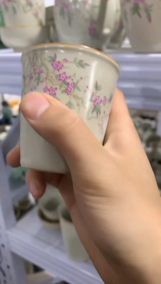 茶具茶壶、盖碗、主人杯、客杯（轻轻微瑕介意勿拍）