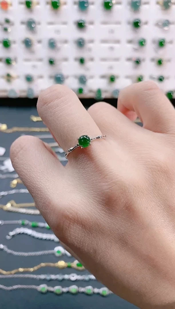 【闪购商品】翡翠戒指银S925镶嵌天然翡翠