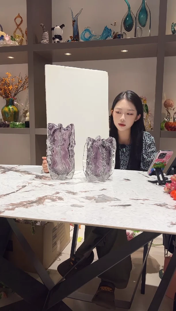 烟紫色气泡琉璃花瓶一对