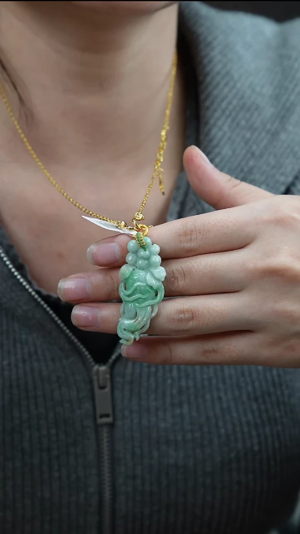 吊坠(赠链)未镶嵌翡翠25