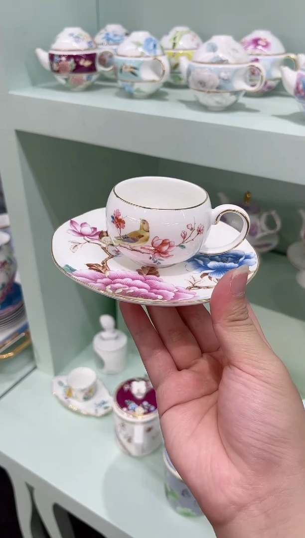 36%以上骨粉骨瓷圆球杯碟