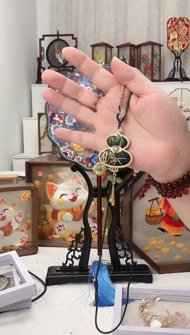 扇子苏绣作品手工挂件