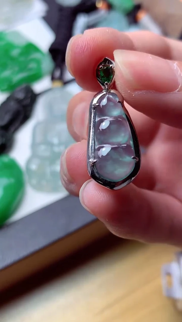 翡翠未镶嵌颈饰天然翡翠