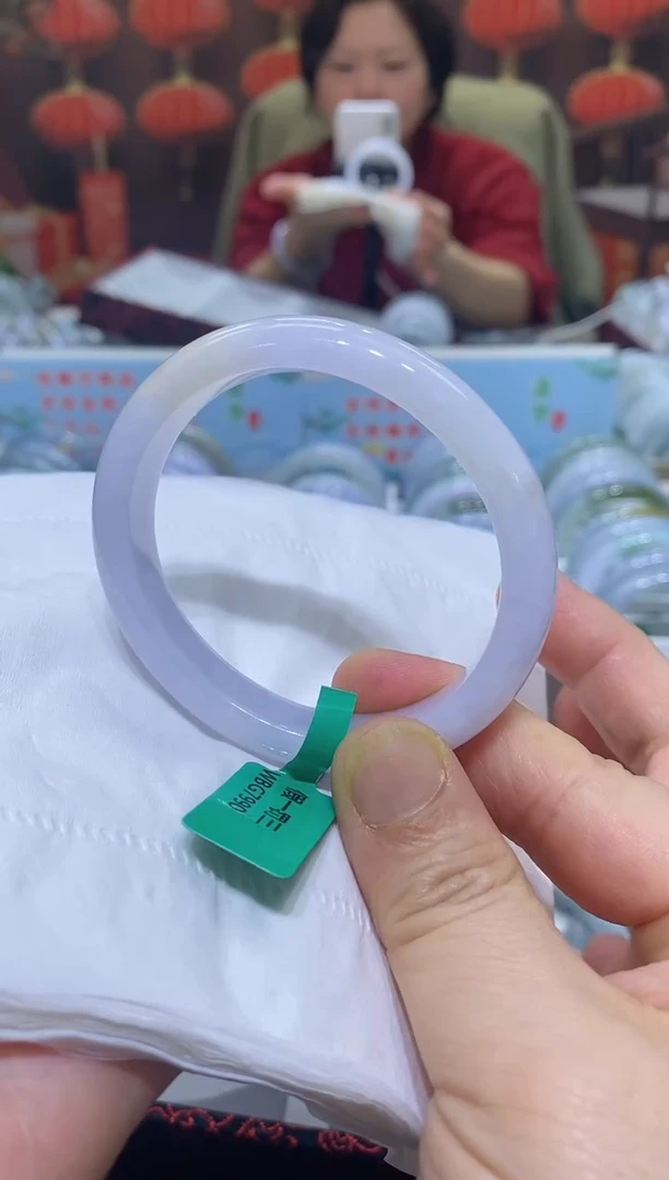 【闪购商品】翡翠手镯未镶嵌00009384