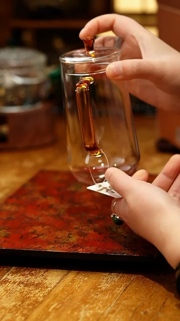 【闪购商品】禾器/晶彩青霓杯/浅黄