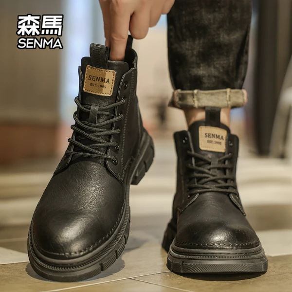 森马男鞋秋季新款黑色潮流复古休闲皮鞋男士户外英伦风耐磨马丁靴