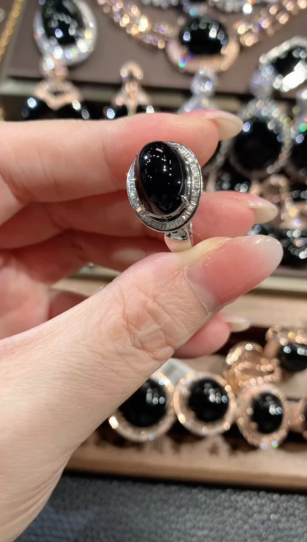 18K金镶嵌戒指翡翠C61