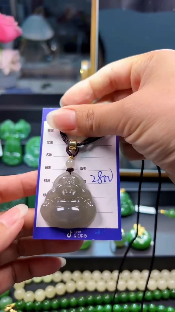 和田玉未镶嵌颈饰1