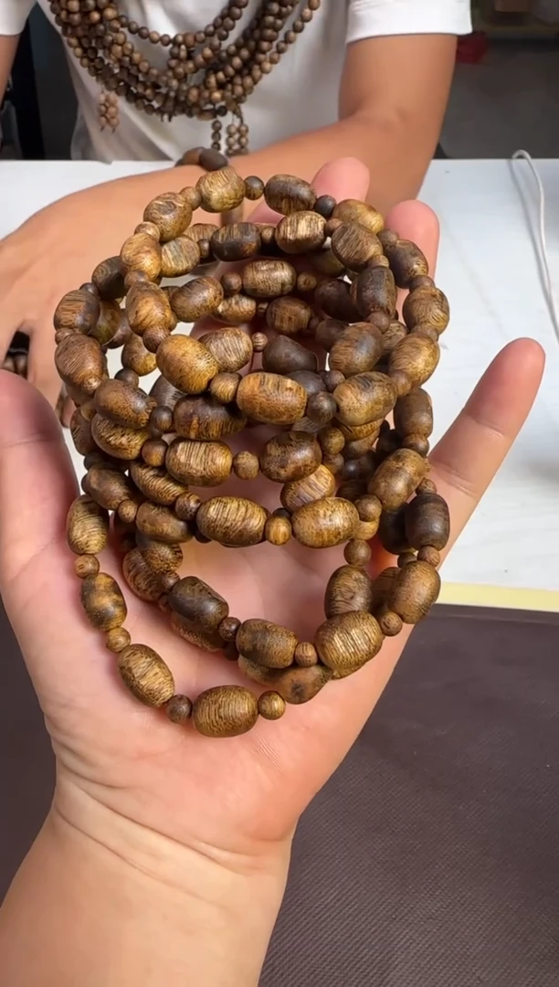 手串沉香99沉海南古树绿棋沉香白露留疤单圈多样性发1
