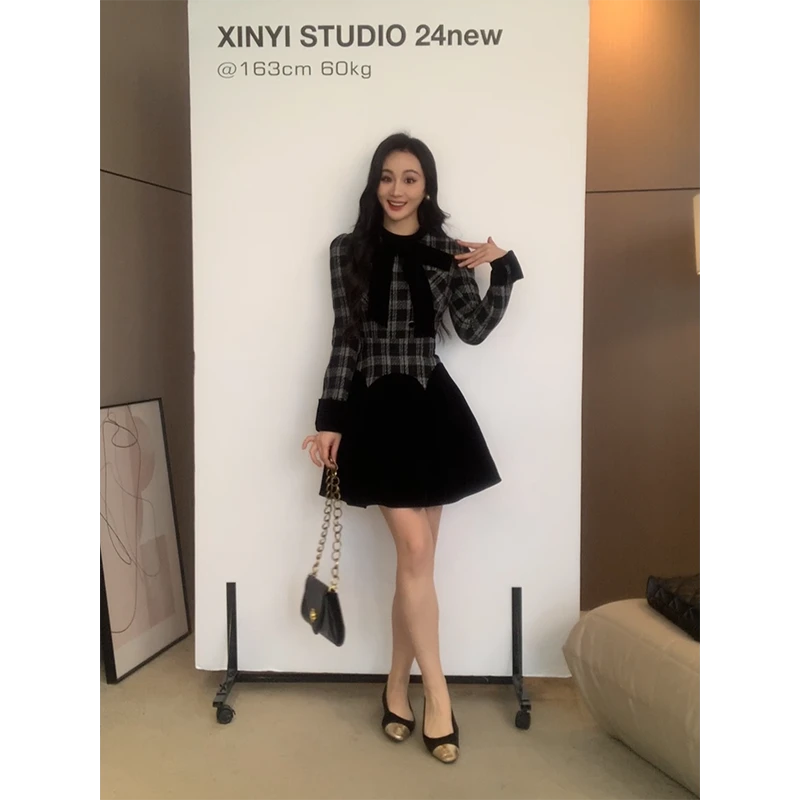 XINYI【昭和甜心】秋冬格纹拼接丝绒连衣裙女显瘦A字裙X624Q19866