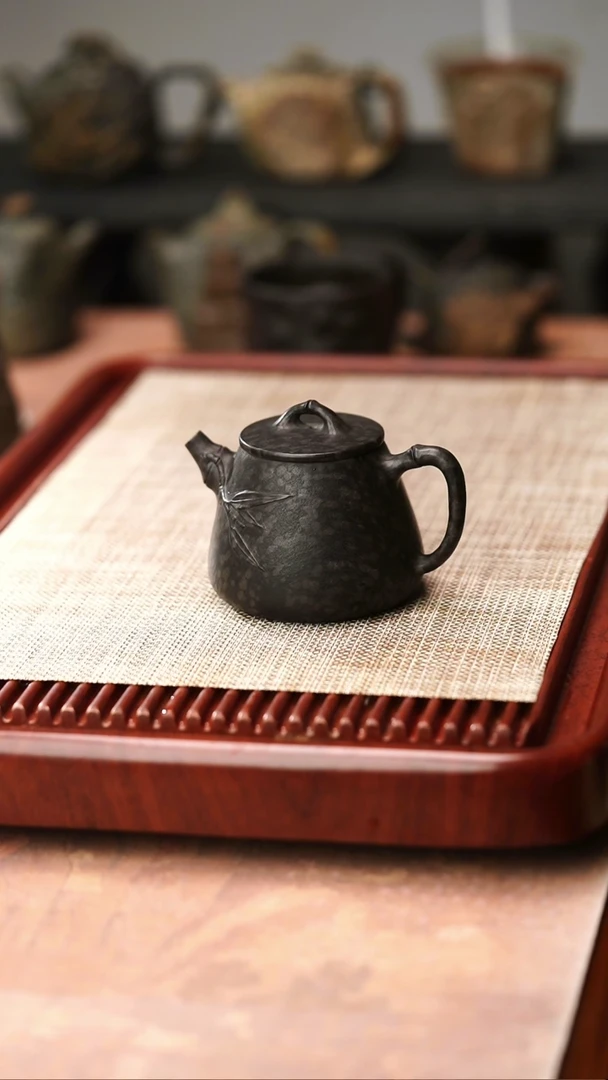 归玉堂冰碛岩重工雕刻竹节高瓢壶220cc