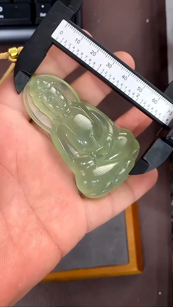 未镶嵌蛇纹石玉吊坠吊坠