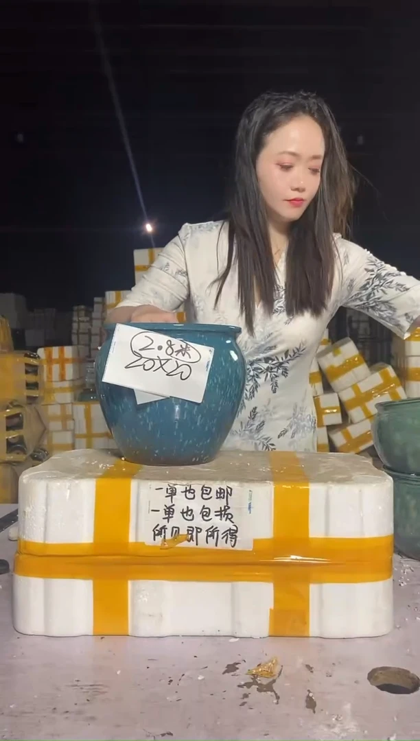 ໑****?宜兴紫砂粗陶花盆