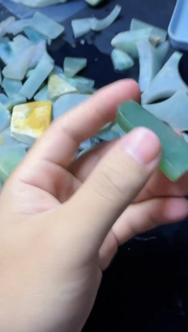 【闪购商品】翡翠颈饰未镶嵌065天然A货翡翠