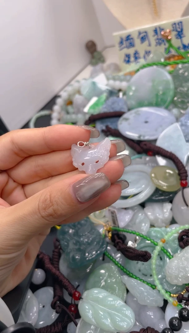 未镶嵌挂件翡翠012