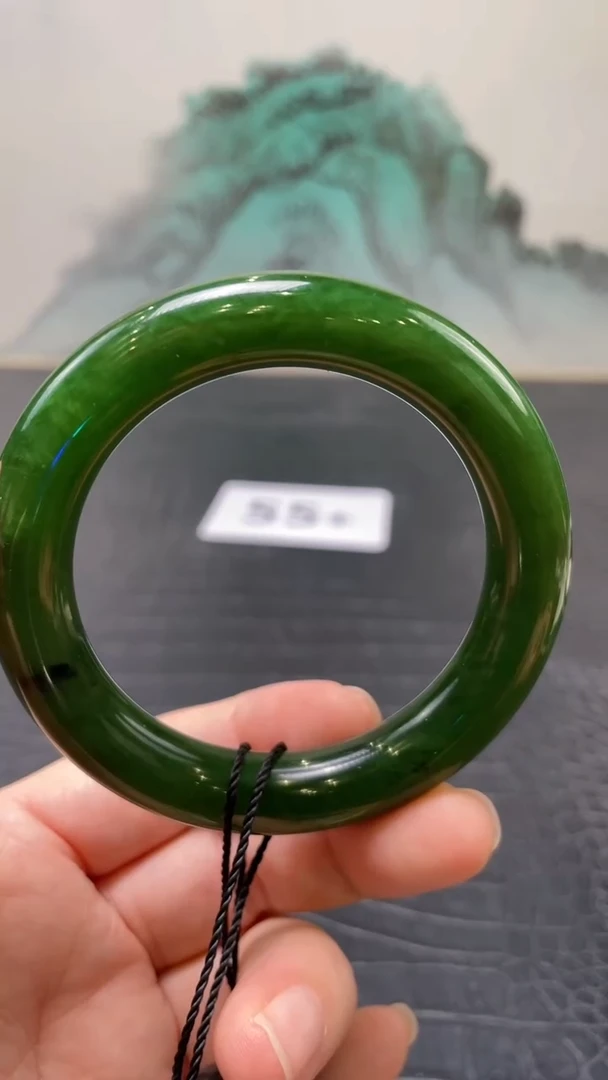 未镶嵌手镯和田玉（碧玉）L***s55+
