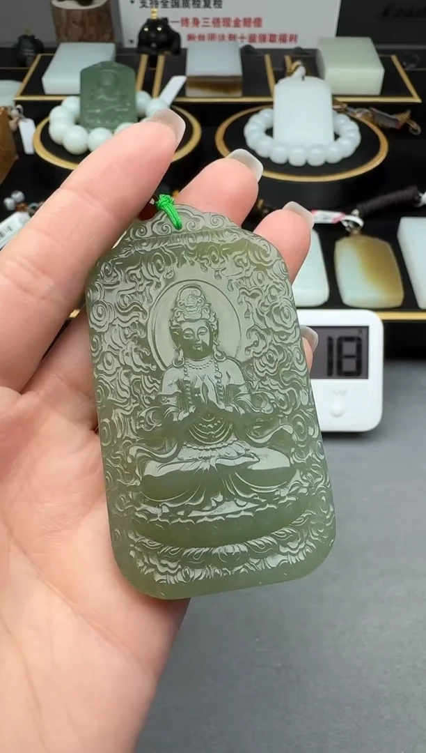 颈饰未镶嵌和田玉3