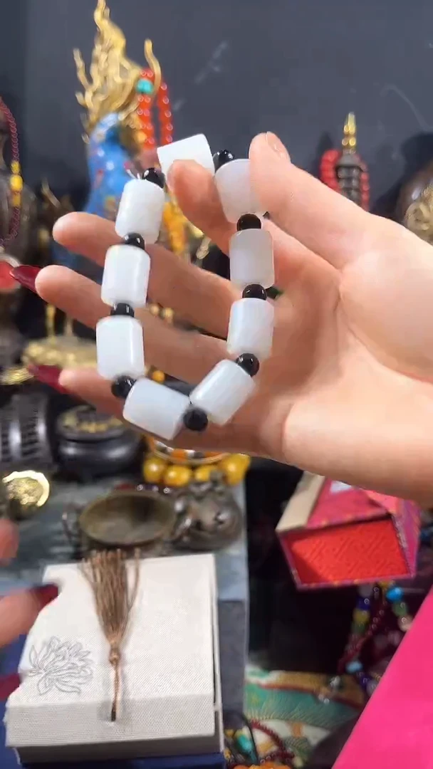 【闪购商品】和田玉手链未镶嵌【闪购商品】和田玉手串1357457