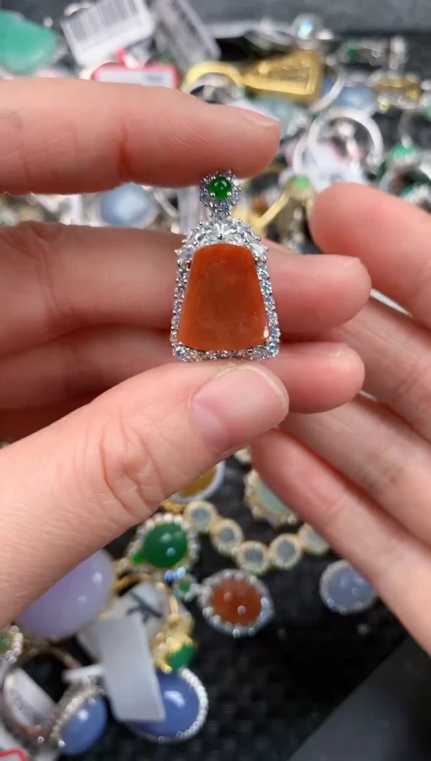 银S925镶嵌戒指翡翠888      9