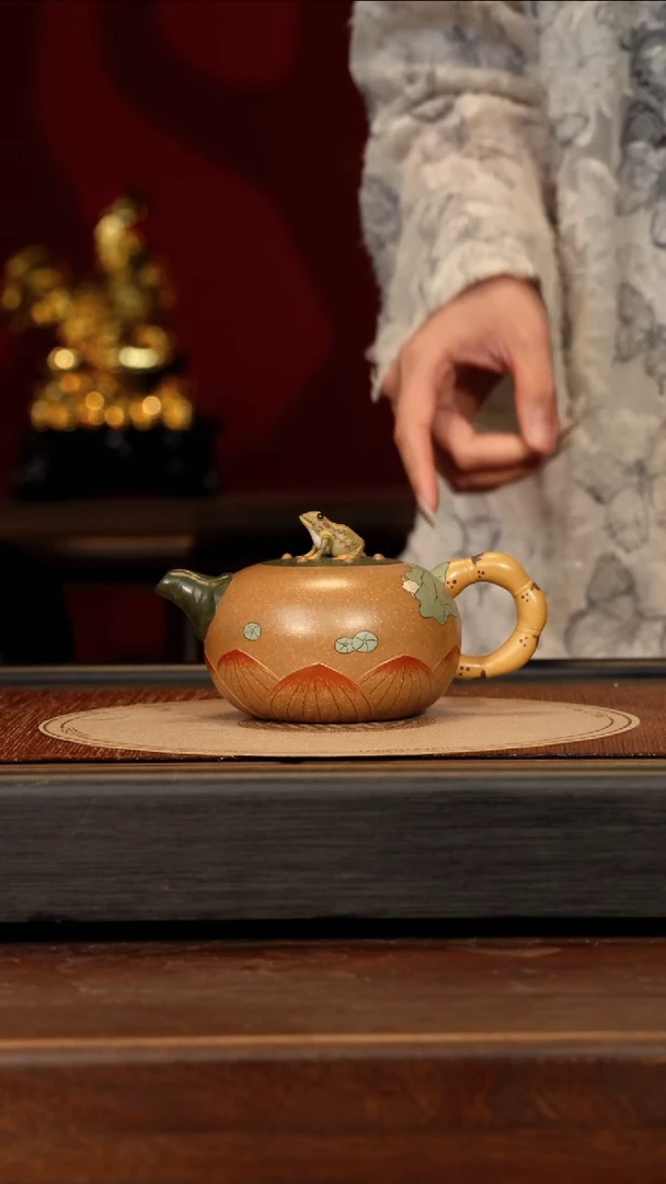 茶壶紫砂宜兴紫砂ZXJ 老段泥 藕把青蛙