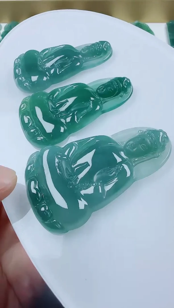 翡翠未镶嵌颈饰素衣多样性发其一