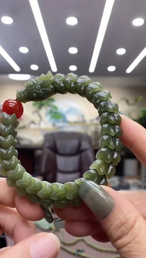 未镶嵌手链透闪石质玉手串