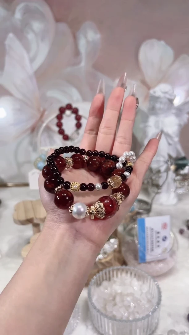 【闪购商品】水晶手链未镶嵌天然水晶默认微瑕 多样性发货发其一