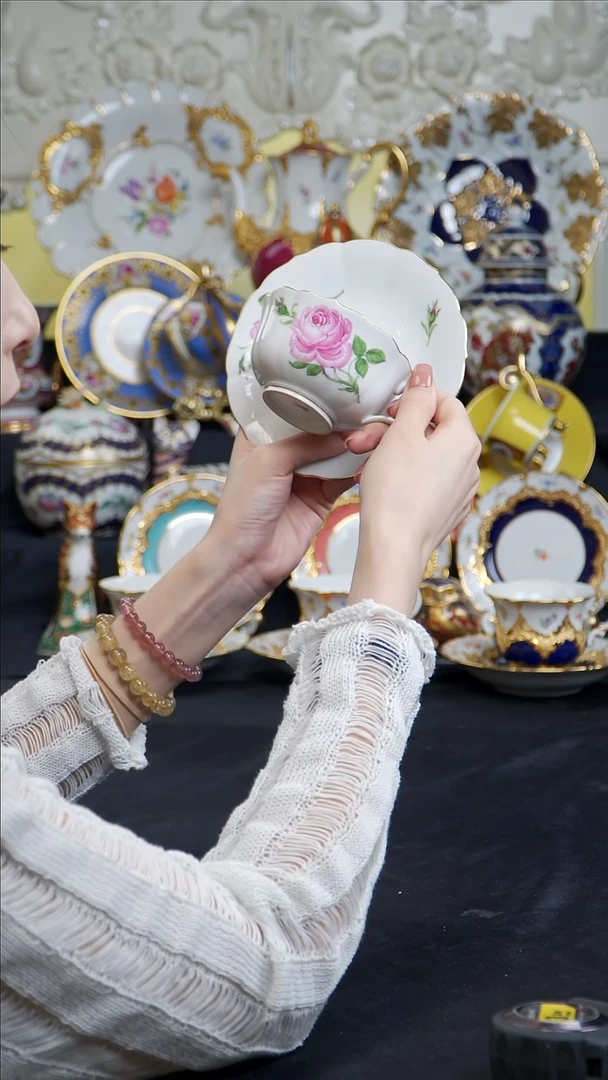 骨瓷婷婷中古器物如图所示35