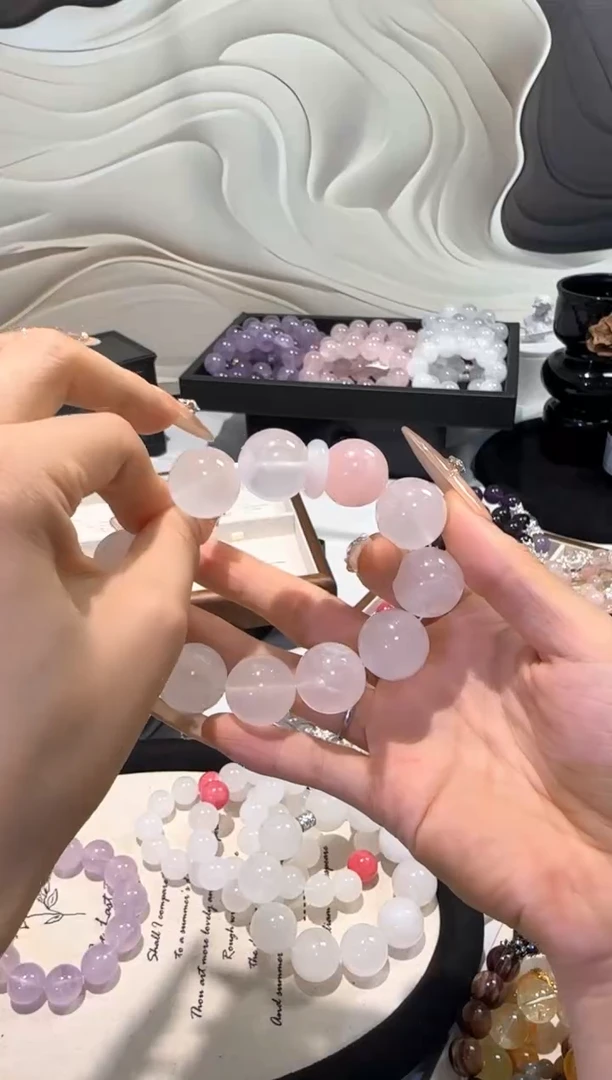 水晶手串未镶嵌白幽灵加粉