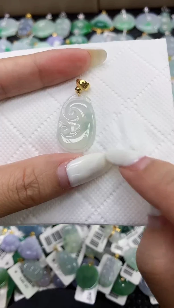 颈饰未镶嵌翡翠11111111111
