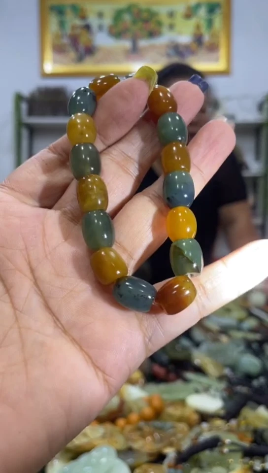 未镶嵌岫玉手串