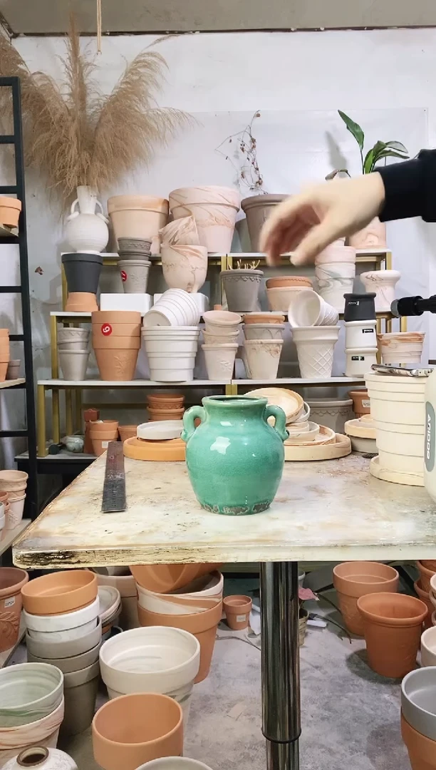 冰裂绿色小花瓶 1个 无底孔