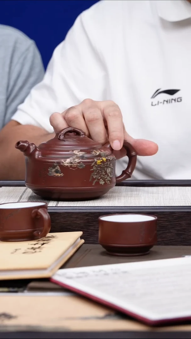茶壶紫砂75