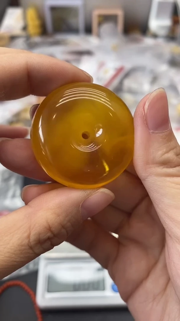 琥珀未镶嵌珠宝奇石413