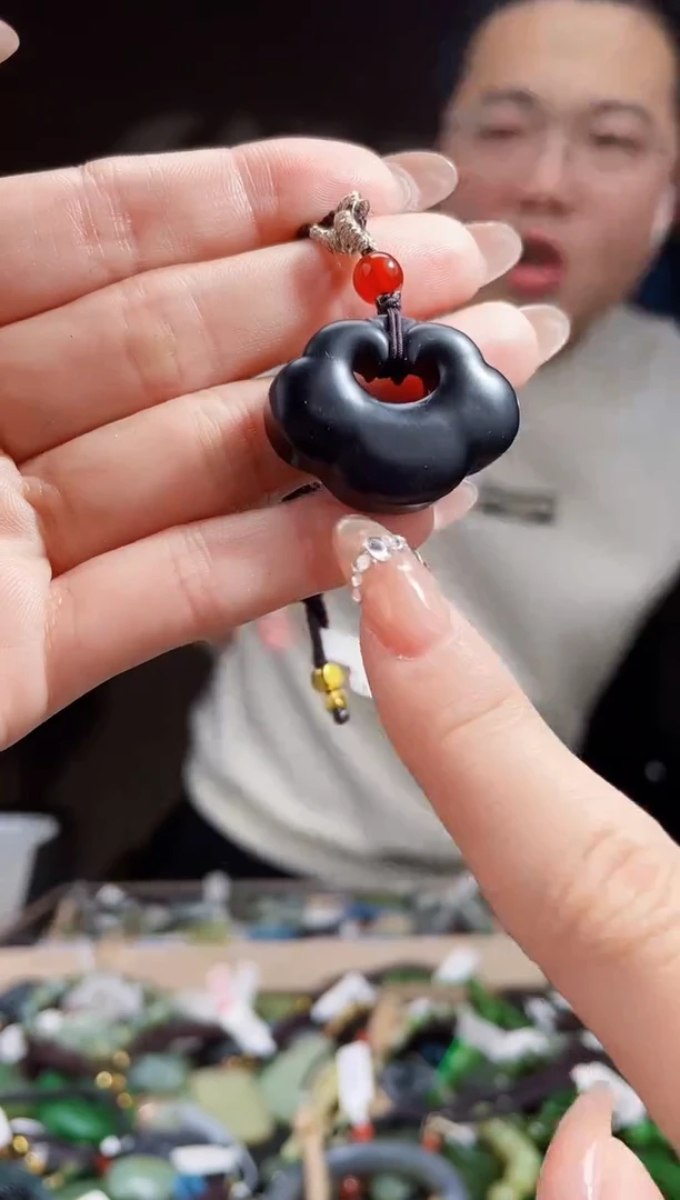 【闪购商品】和田玉颈饰未镶嵌拍一发一