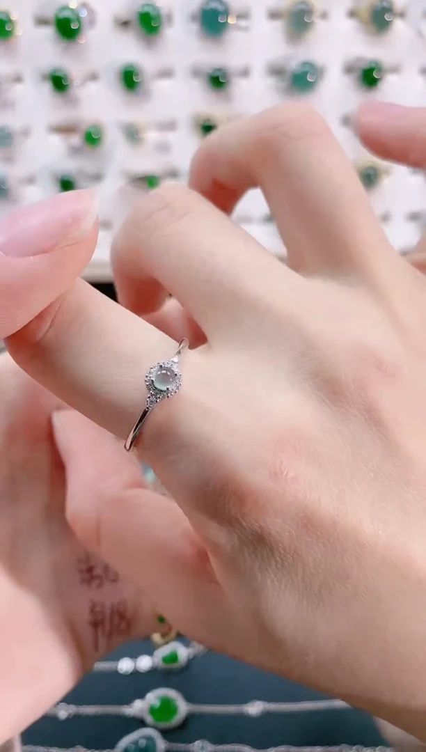 【闪购商品】翡翠戒指银S925镶嵌天然翡翠