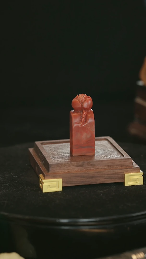 【闪购商品】寿山石红砂好运莲莲雕1.6*1.7*4.6