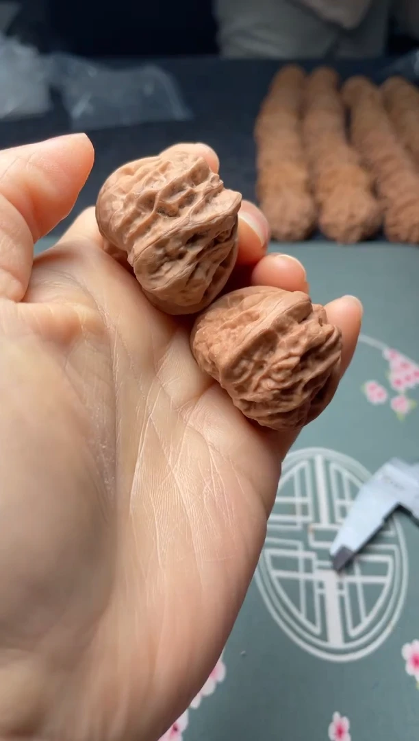 把件文玩核桃w2  蛤蟆头35尺