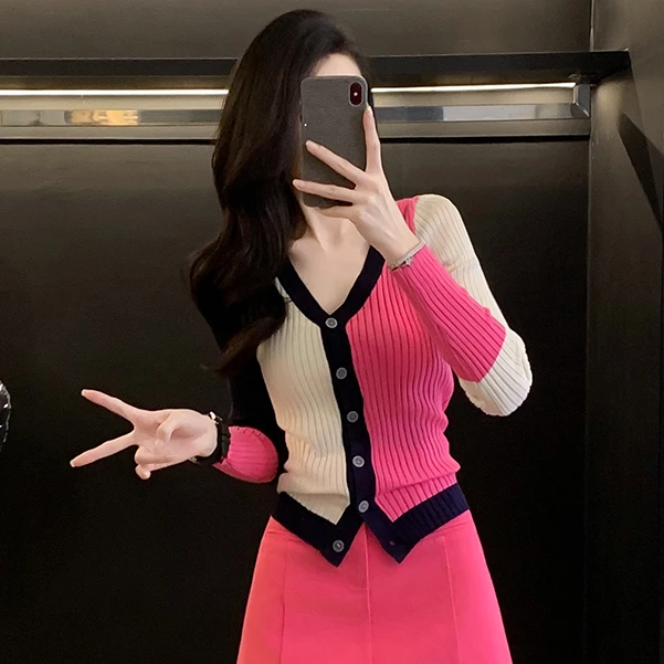 设计感小众拼色V领长袖针织衫女2025春秋新款时尚修身开衫上衣