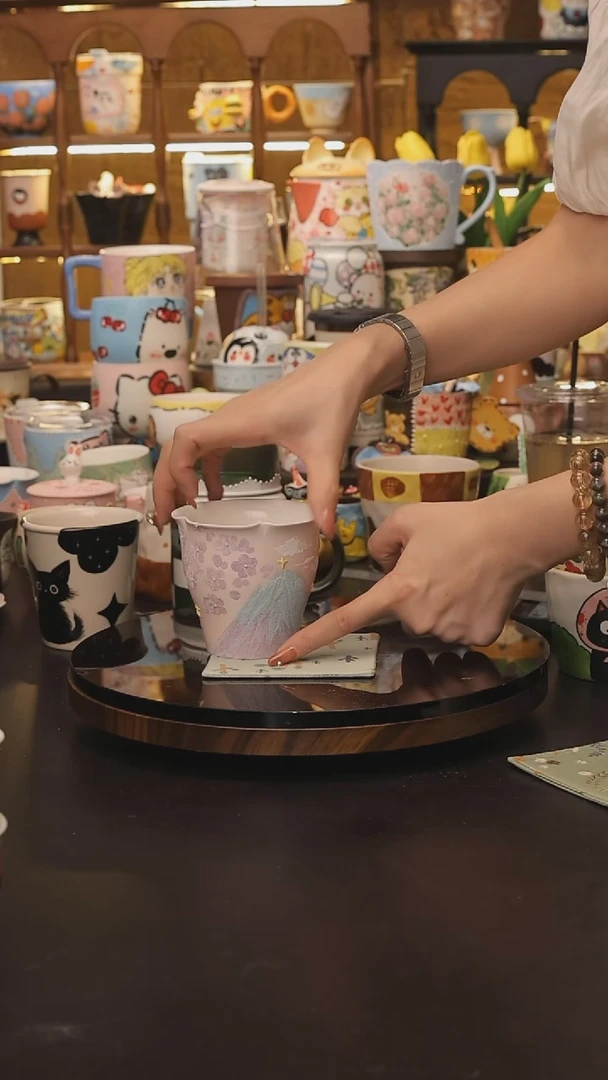 景德镇釉下彩绘设计师款式陶瓷