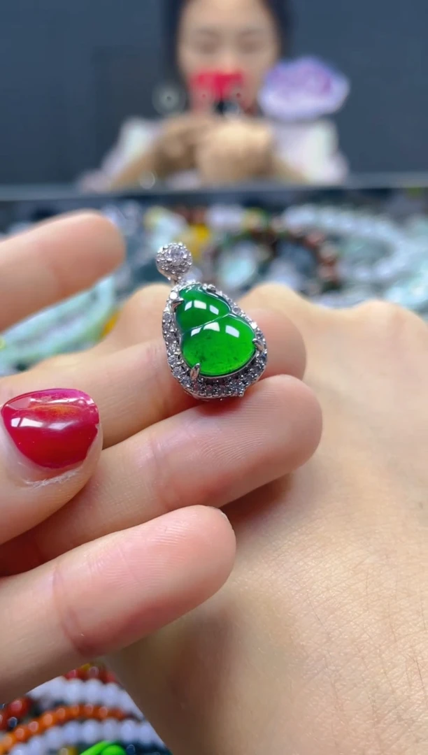 颈饰未镶嵌翡翠/P/翡翠A货，一件也是批发价