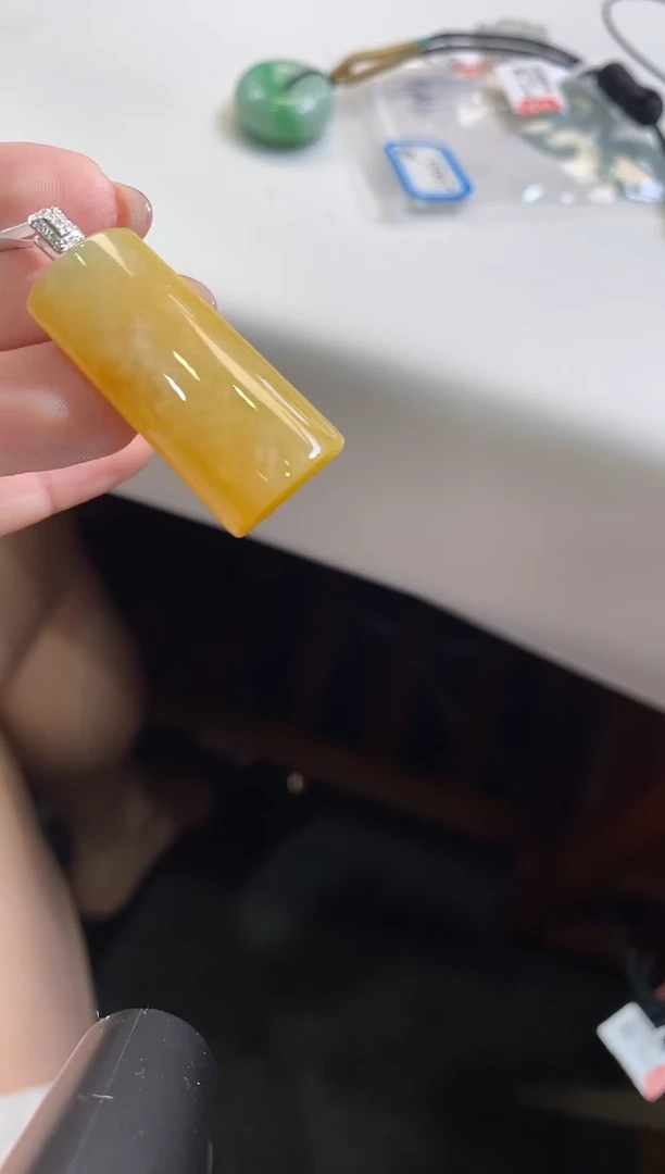 翡翠18K金镶嵌吊坠(不含链)无事牌