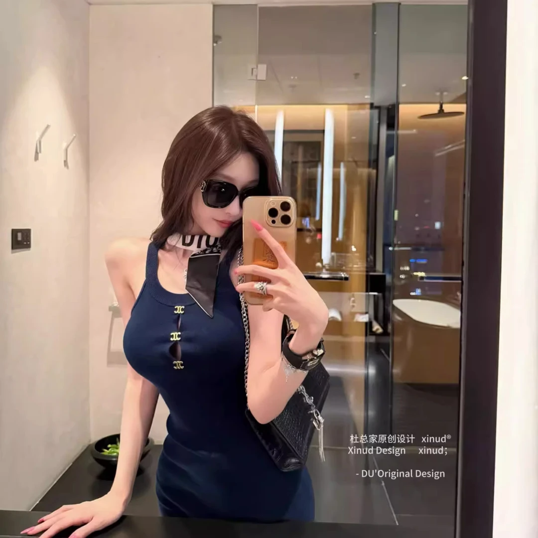 矜贵气质深蓝色御姐性感修身连衣裙千金感宴会挂脖连衣裙短裙腰带