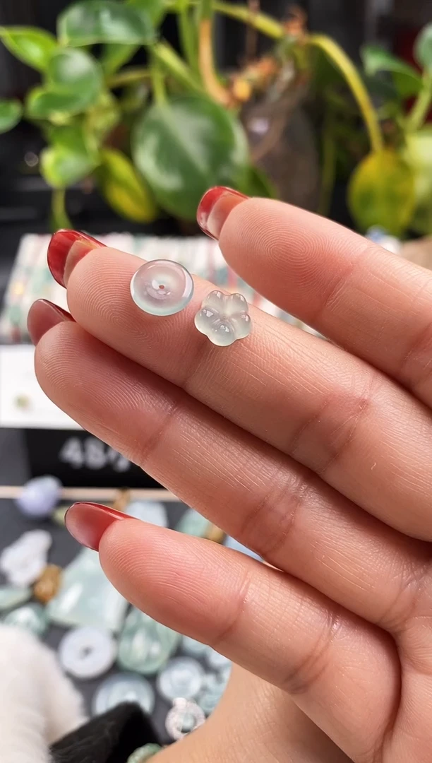 【闪购商品】翡翠戒指未镶嵌平安扣小花