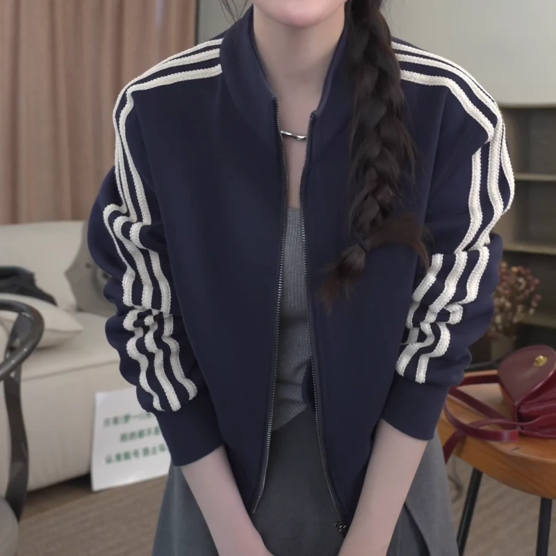 2025春季新款设计感百搭气质显瘦拉链卫衣LK2501798