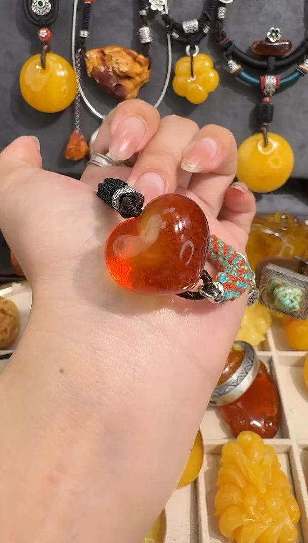 裸石琥珀未镶嵌琥珀